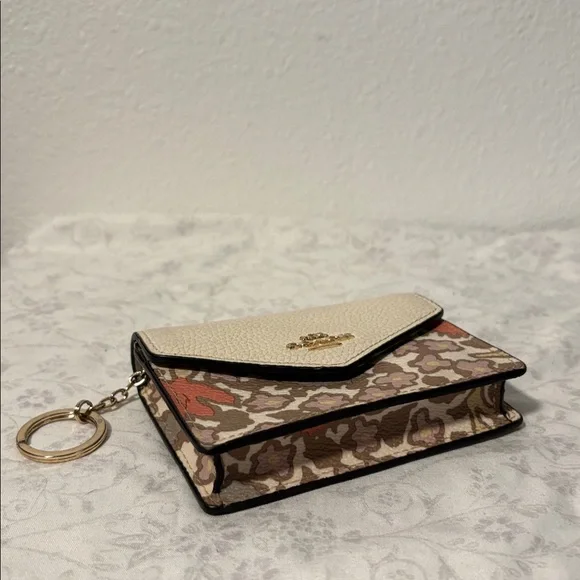Coach Floral Envelope card Holder - Picture 3 of 12